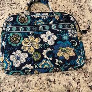 Vera Bradley Laptop bag, like new, 16inches W, 13 inches tall